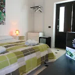 La Bella - And 4*