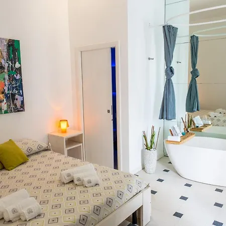 La Bella - And Bed & Breakfast 3*