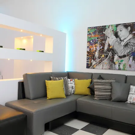 La Bella - And Bed and breakfast 4*