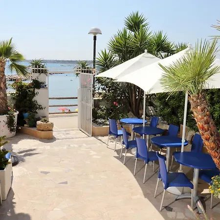 La Bella - And Trani