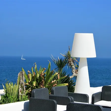 La Bella - And 3*