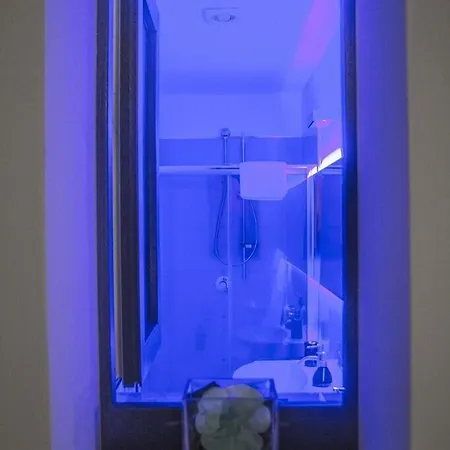 La Bella - And Bed & Breakfast