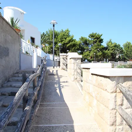 La Bella - And Bed & Breakfast