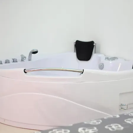 La Bella - And Trani