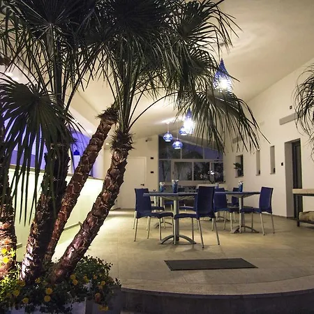 La Bella - And Bed & Breakfast Trani