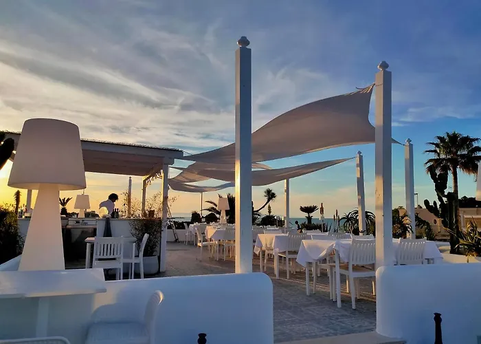 לינה וארוחת בוקר La Bella - And 4*