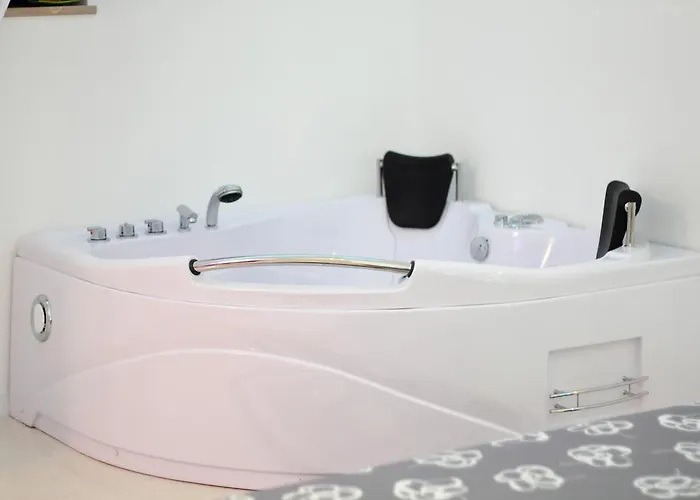 La Bella - And טרני